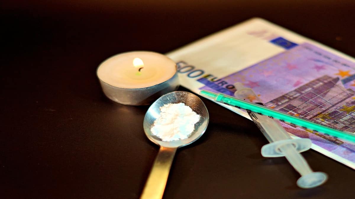 Desmantelan red internacional de trafico en Albania.