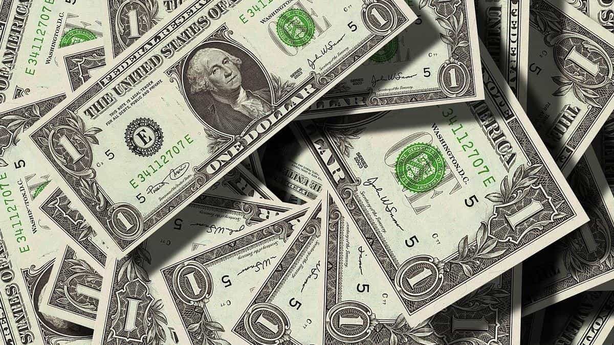 El hombre renunció a su trabajo por mensaje de texto