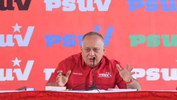 Cabello amenaza con derribar aeronaves ante posibles ingresos a Venezuela