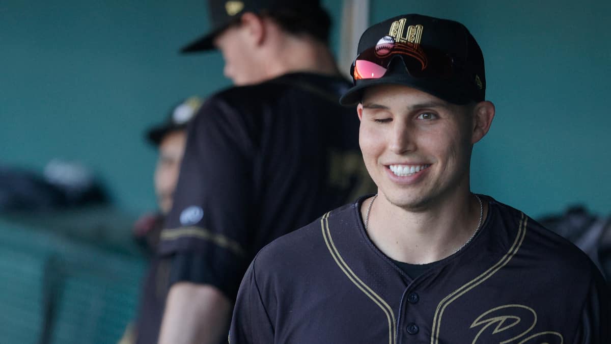 Drew Robinson, beisbolista que se disparó y sobrevivió