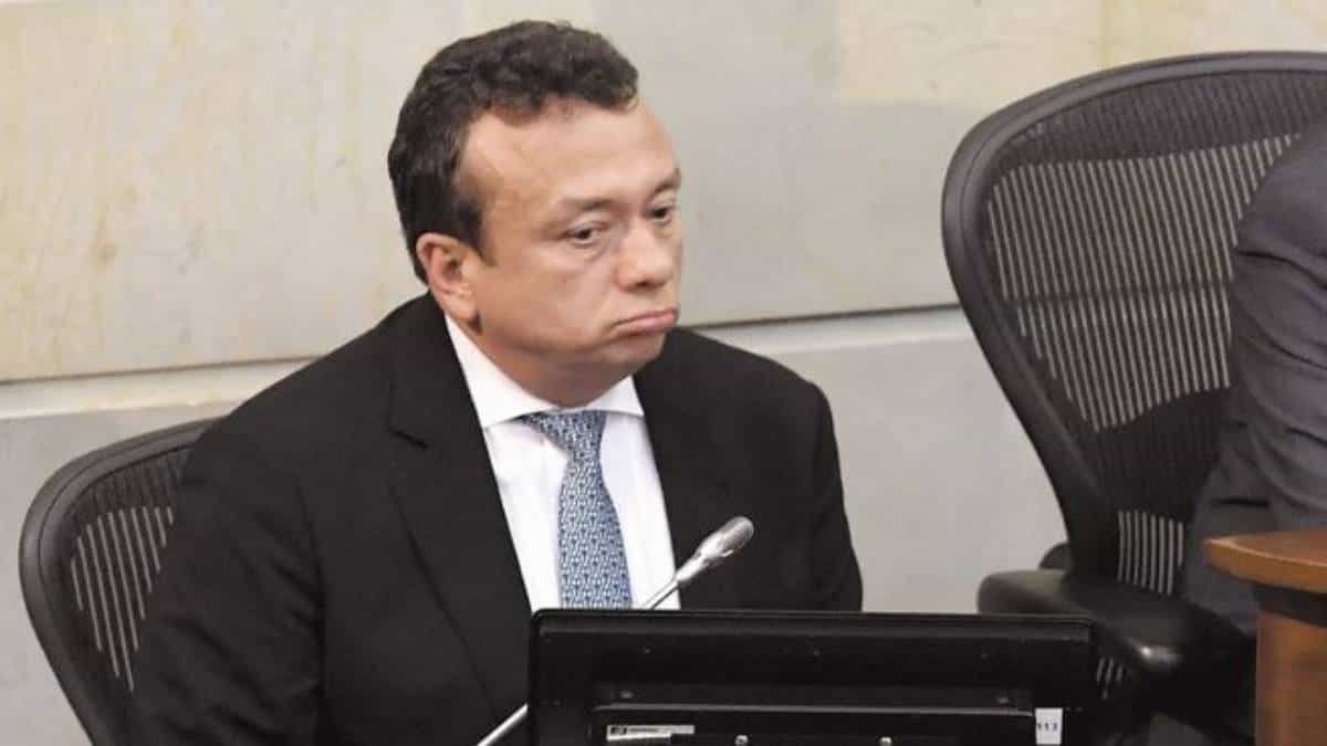 Eduardo Pulgar fue destituido e inhabilitado de su cargo por 12 años