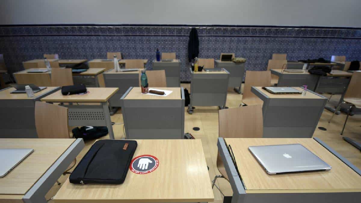 Bogotá financiará educación de jóvenes de estratos 1, 2 y 3 con bonos sociales