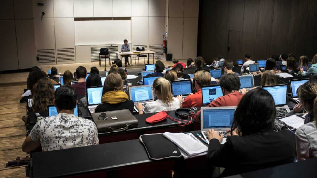 Estos son los países que ofrecen más becas para los estudiantes colombianos