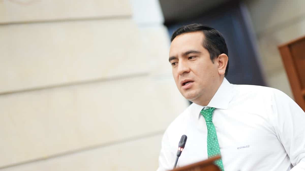 Congresista Edward Rodríguez