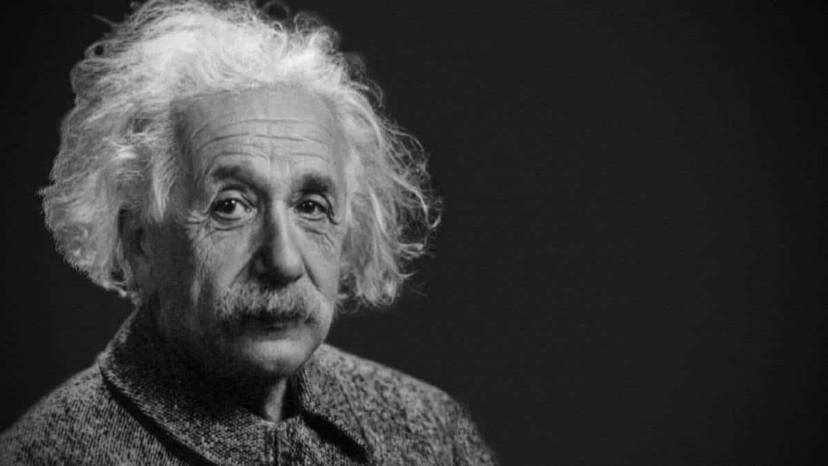 Subastarán manuscrito de la teoría de la relatividad de Albert Einstein