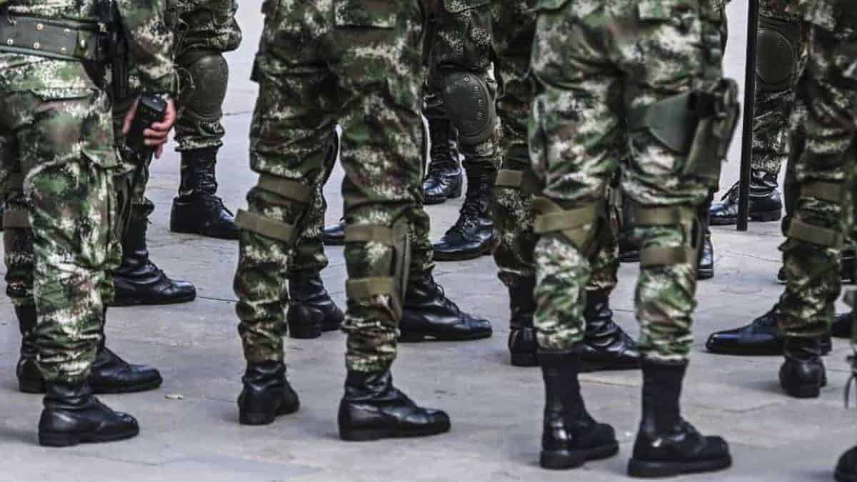 Foto: AFP Al menos cinco muertos habría dejado emboscada contra el Ejército en Córdoba