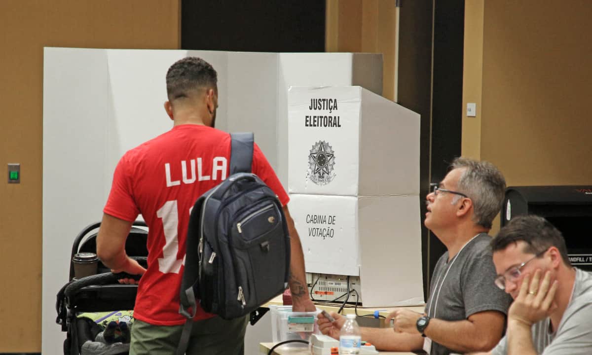 Brasil: Bolsonaro y Lula luchan por la Presidencia