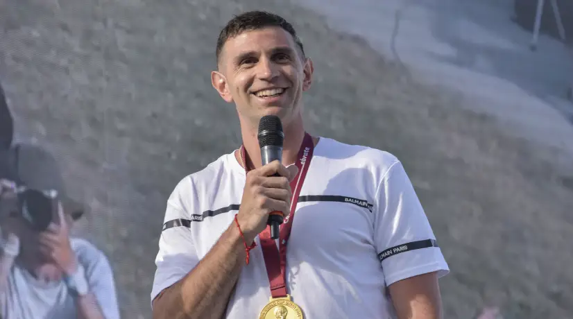 Yerry Mina y Emiliano Martínez se volvieron a encontrar