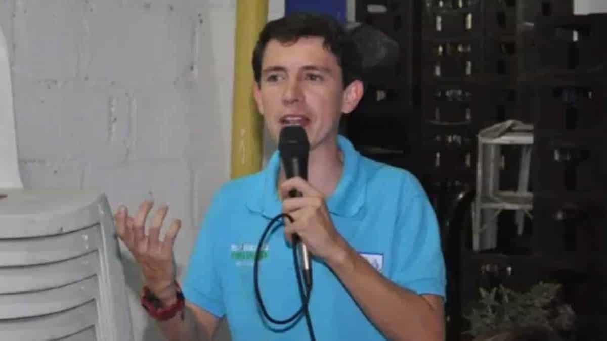 Enrique Vives / Foto: archivo Noticias RCN Retiran cargos contra Enrique Vives por atropellar a jóvenes en Gaira