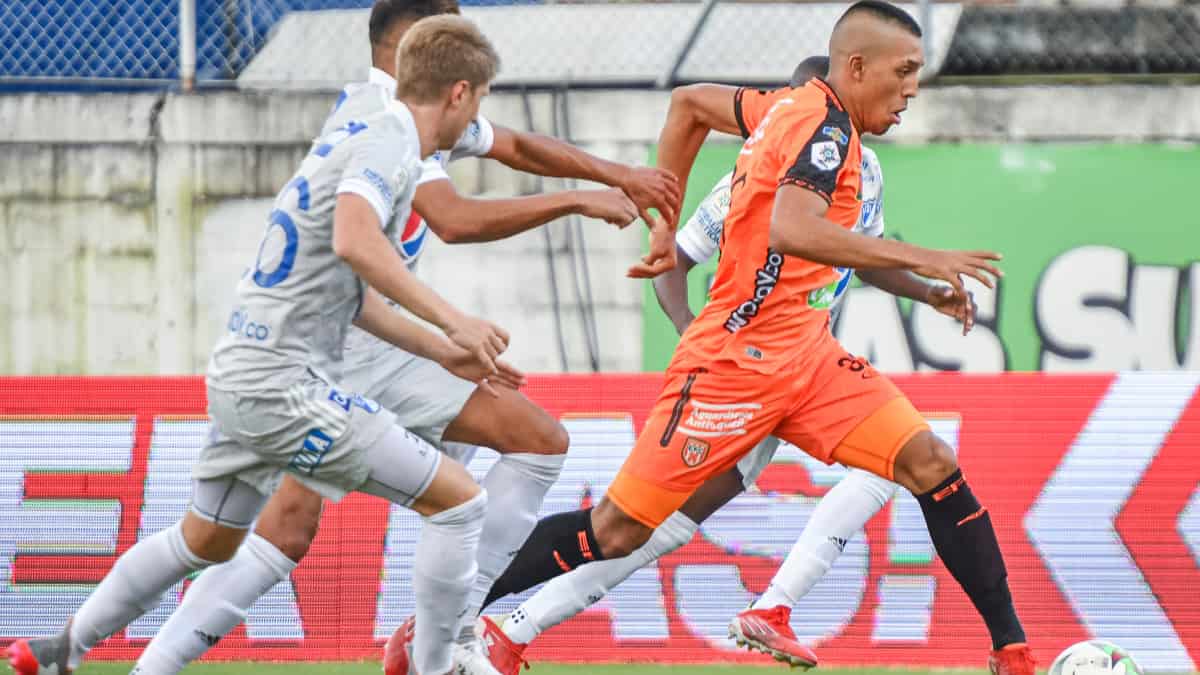 Millonarios 0 vs 0 Envigado.