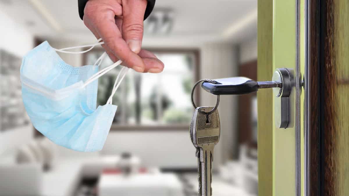 España impone de nuevo el uso obligatorio de tapabocas en exteriores