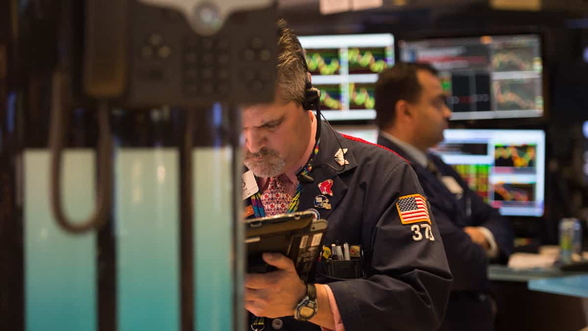 Wall Street termina a la baja / Foto: Bryan R. Smith / AFP Wall Street termina a la baja por temor a las tensiones en Ucrania