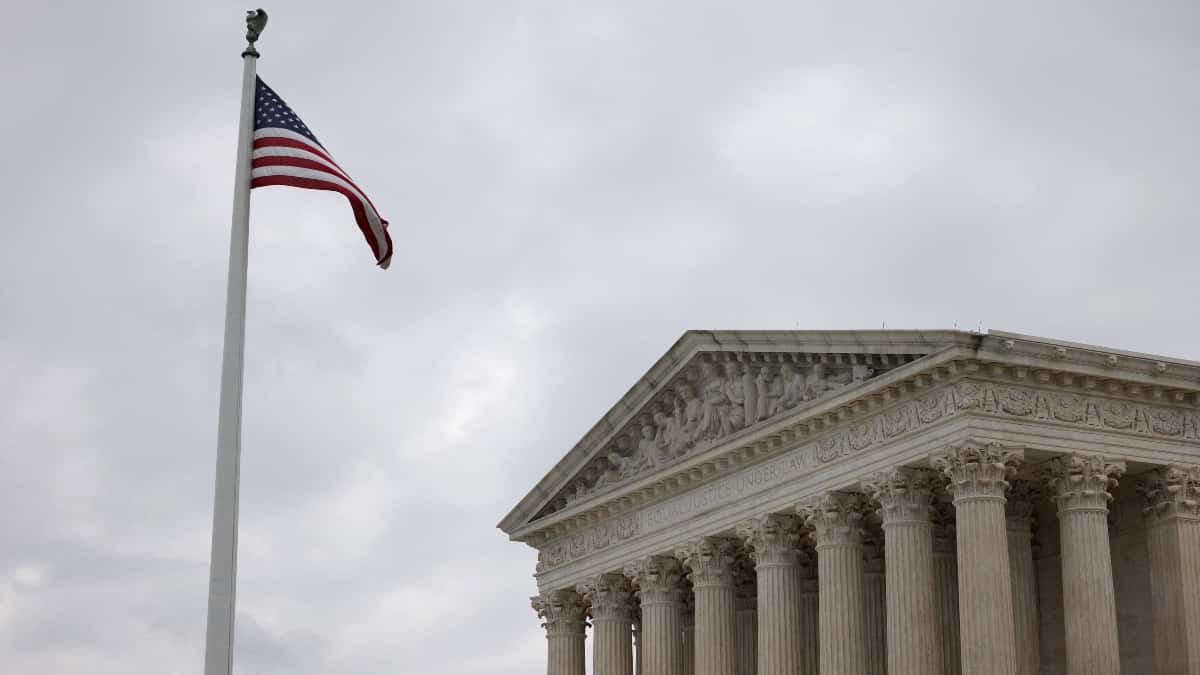 Estados Unidos amenaza a China con aislamiento internacional si no copera en investigación de covid.