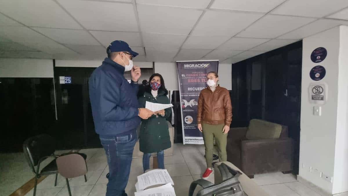 Estadounidense capturada en Bogotá se va de Colombia