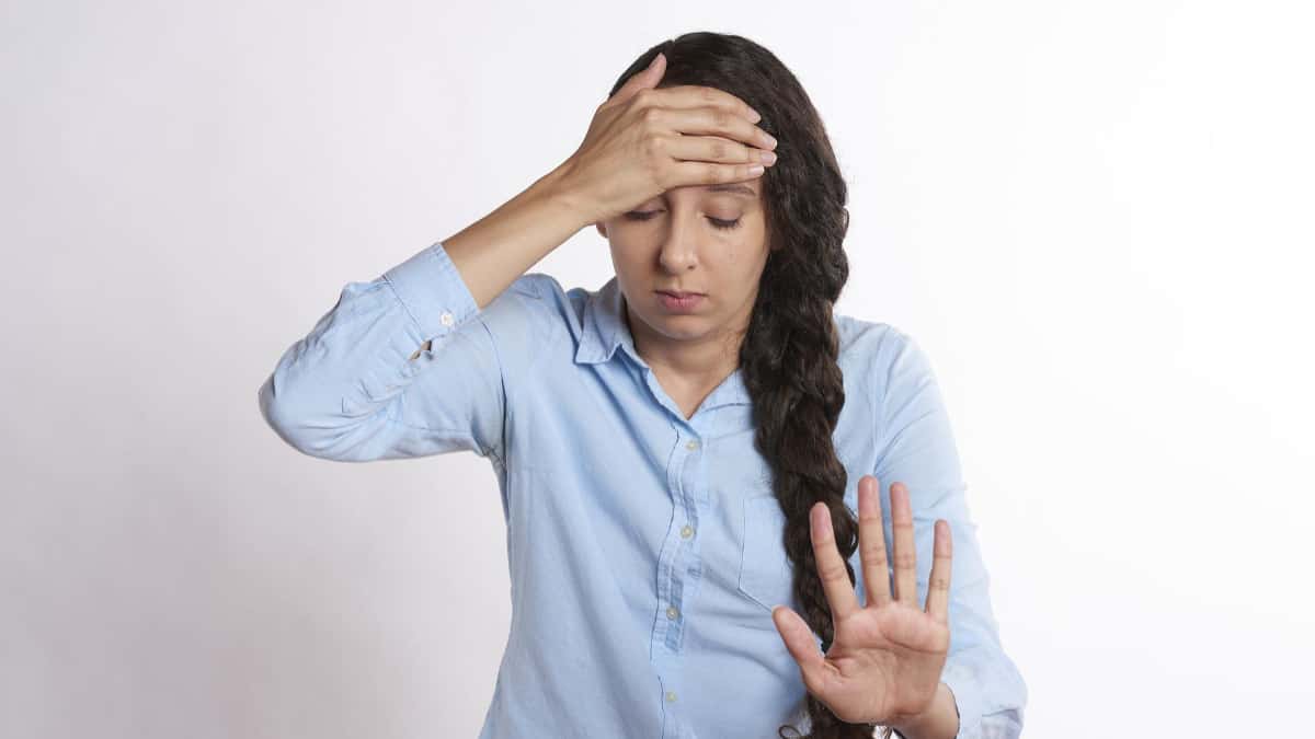 El estrés crónico puede causar distintos problemas en la salud física y mental.