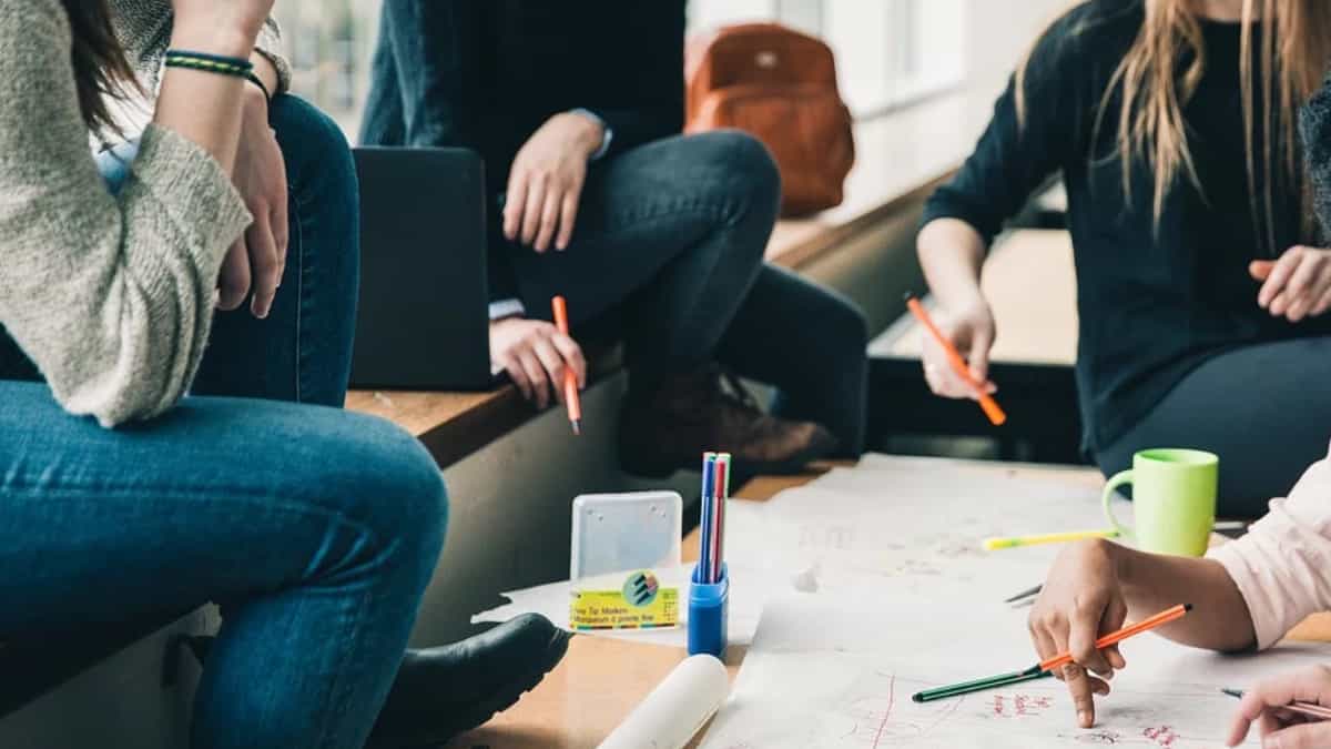 Becas para estudiantes de doctorado, investigadores y profesores