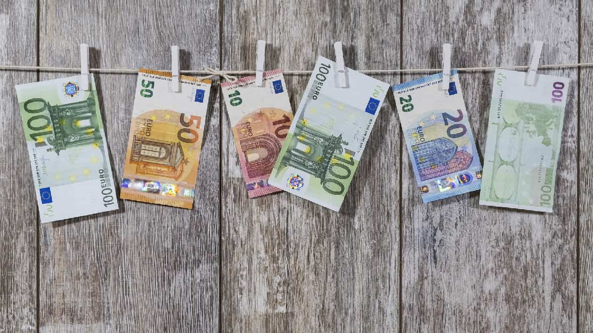 Creador de los billetes de euro prevé disputas por cambio de diseño