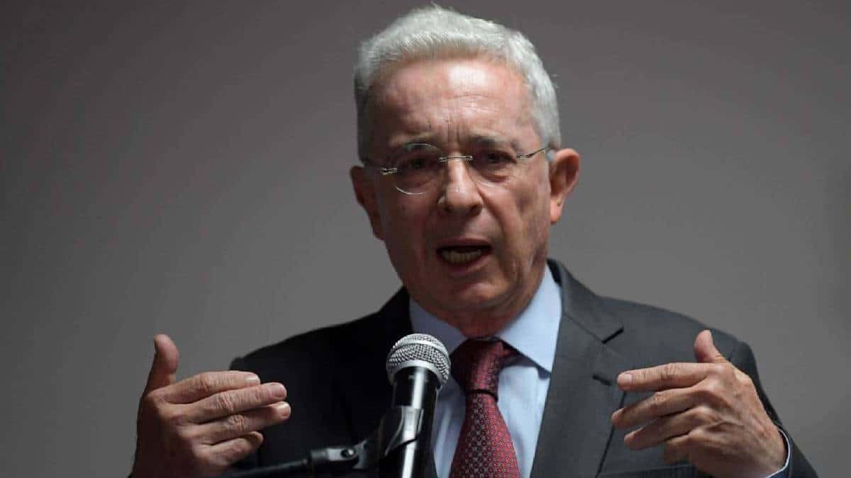 ¿Qué es preclusión y qué significa para el caso Uribe?