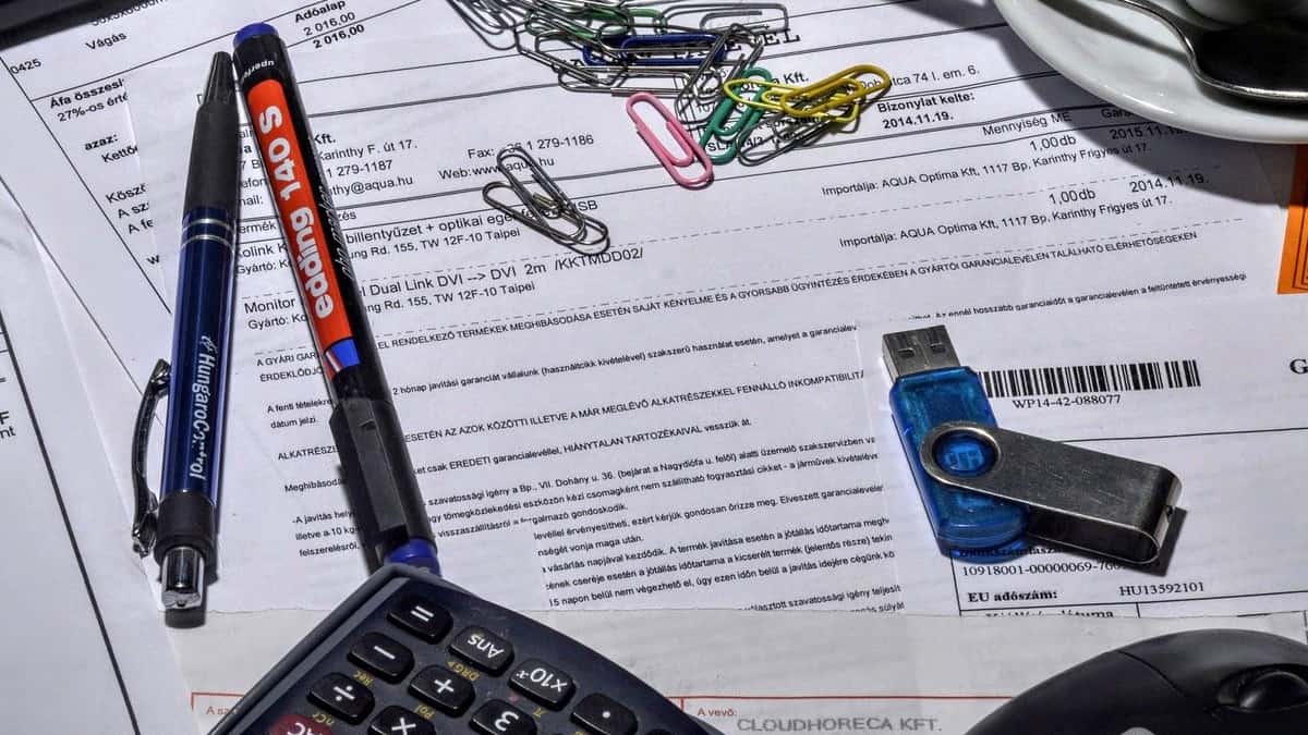 Facturas de servicios públicos.