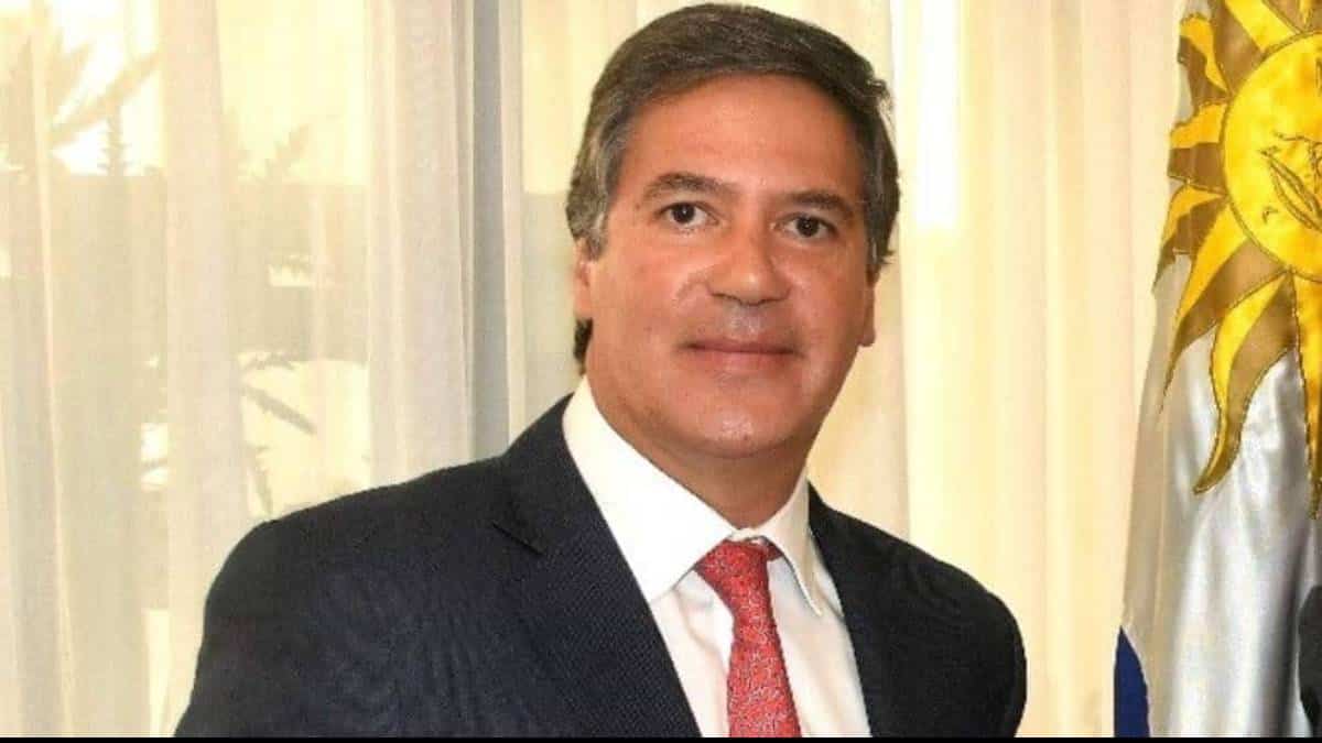 Exembajador Sanclemente a imputación de cargos por presunta destrucción material probatorio