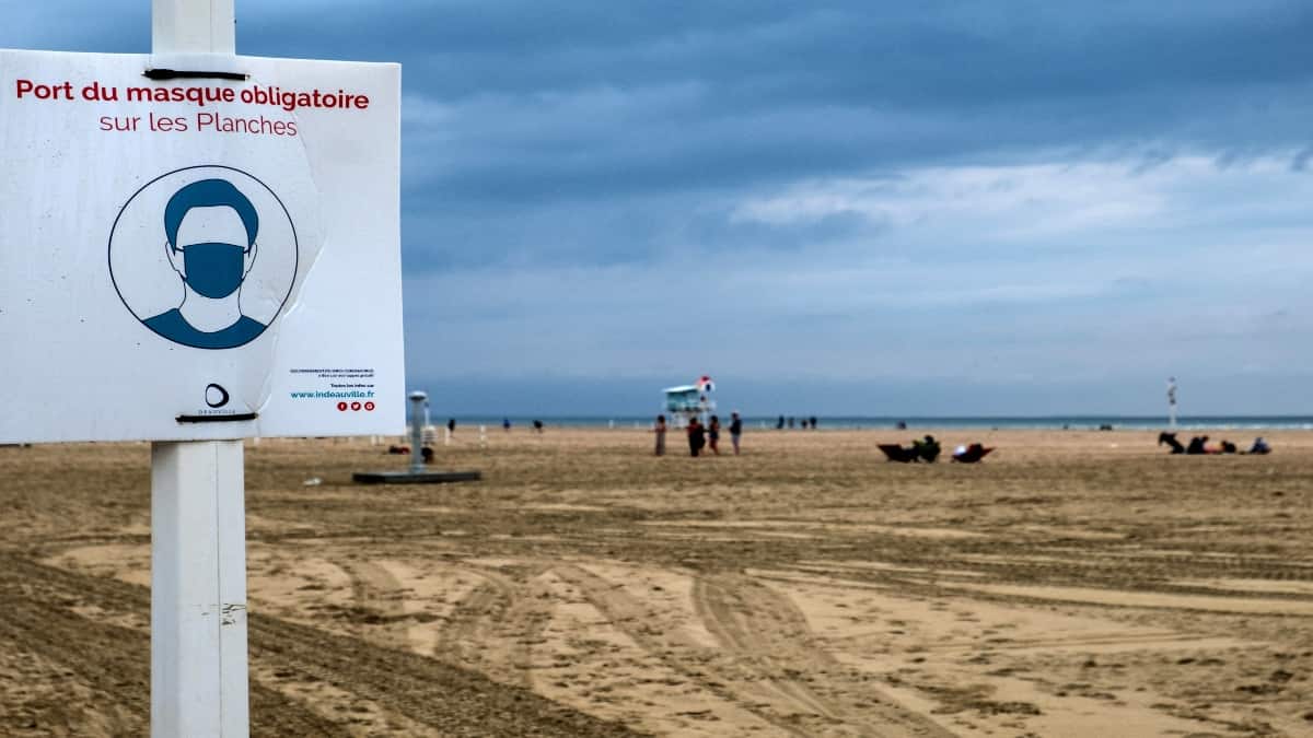 Francia activa plan de emergencia debido al aumento de contagios covid.