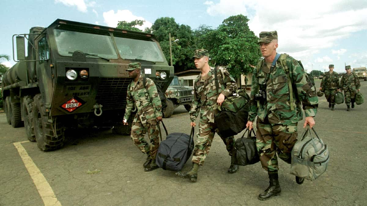 Generales de EE.UU. dicen que recomendaron dejar 2.500 soldados en Afganistán