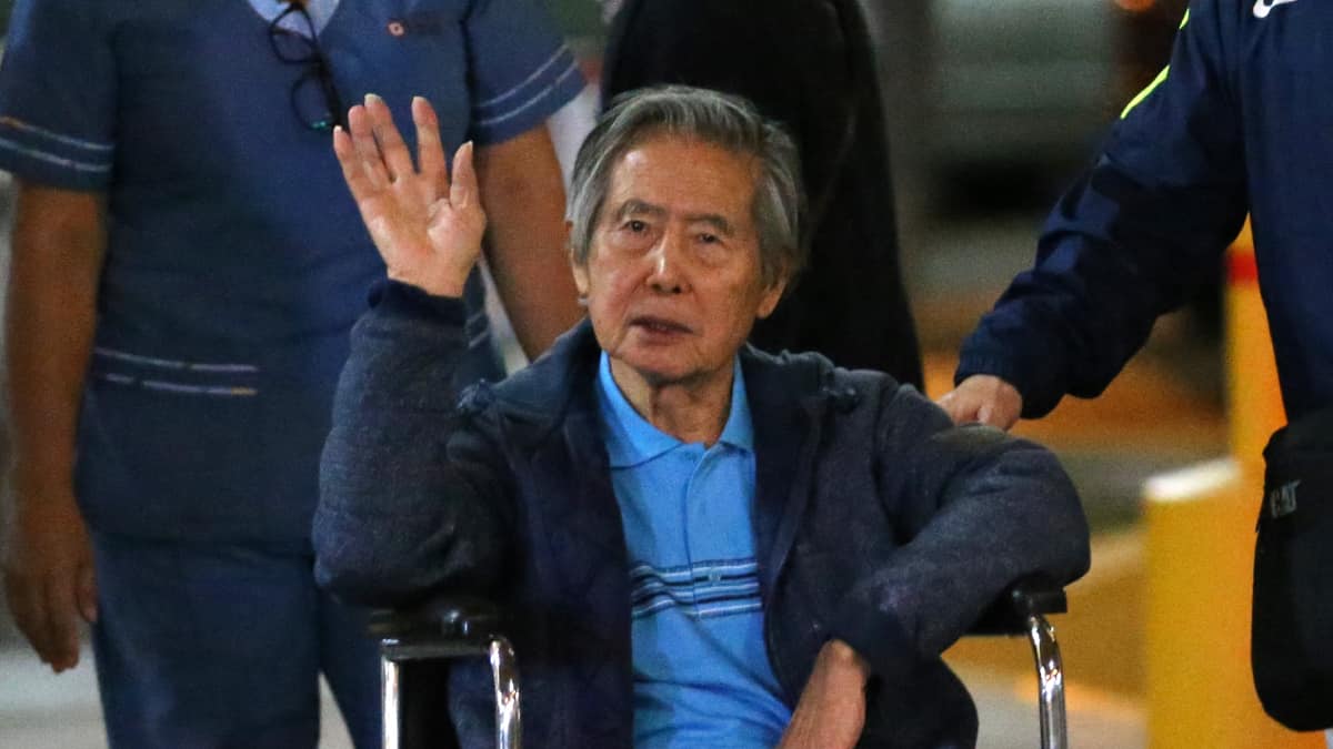 Alberto Fujimori había sido internado por baja saturación