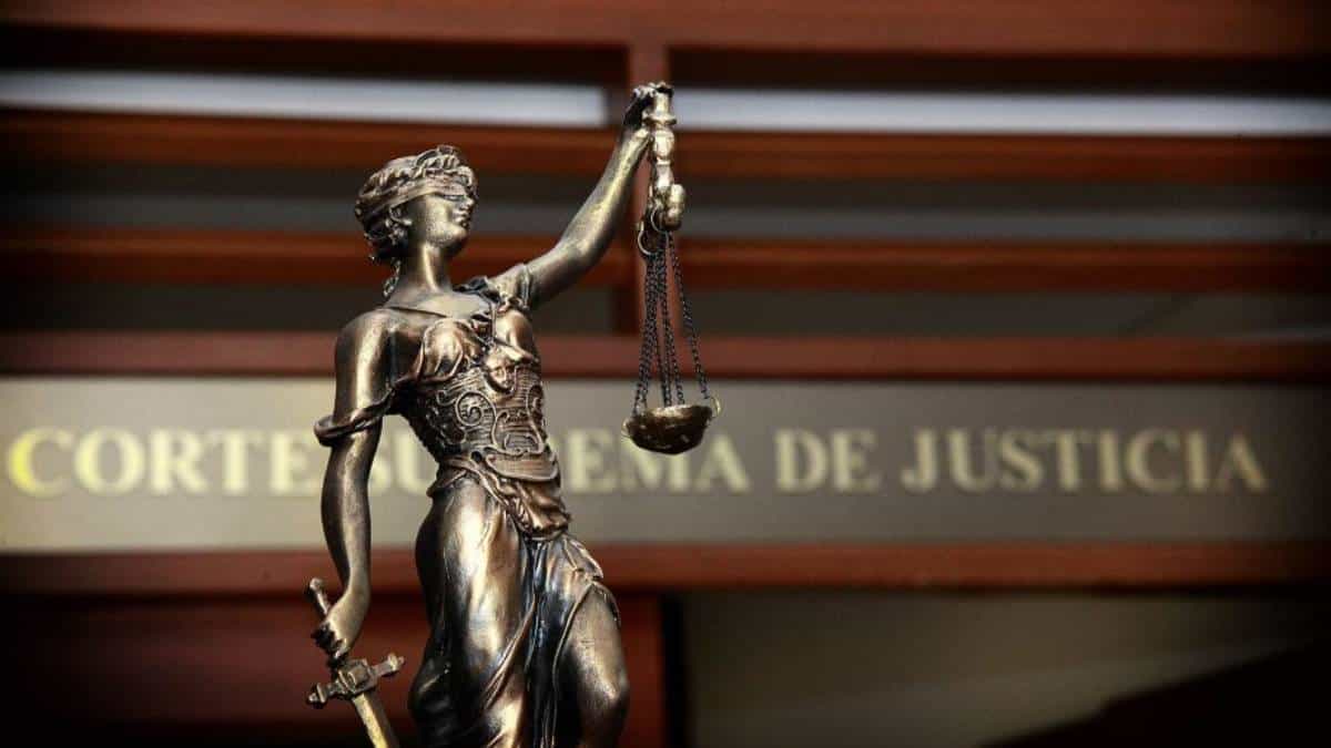 Excongresista Germán Olano acusado por contratos corruptos