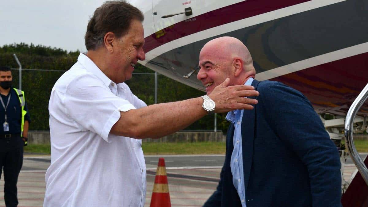 Gianni Infantino llegó a Colombia