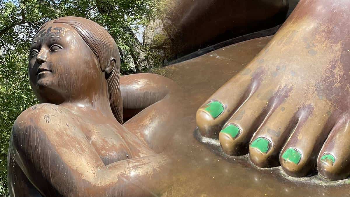 Indignación por acto vandálico contra estatua en Bucaramanga.