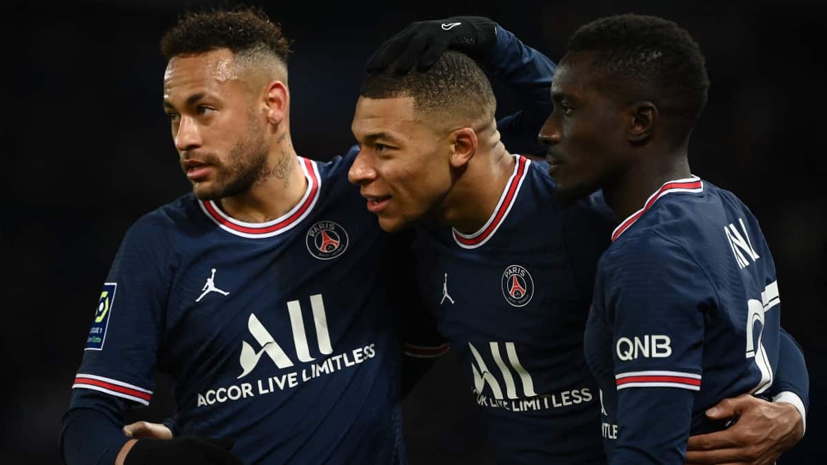 Idrissa Gueye, PSG, asociación contra homofobia