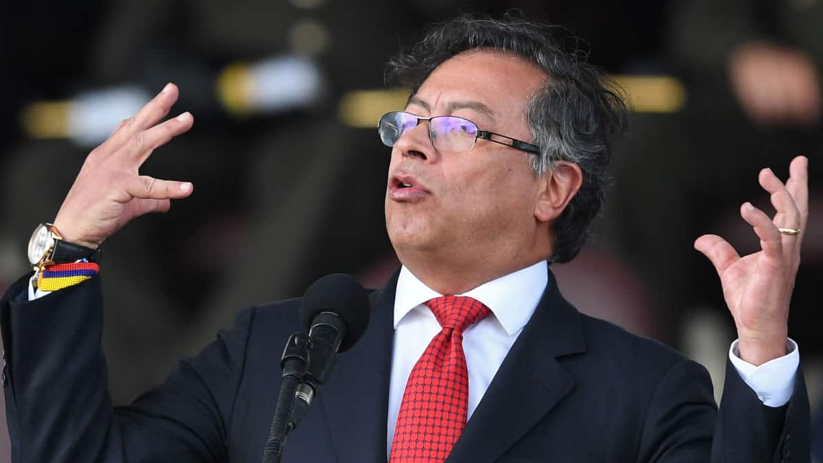 Gustavo Petro / Foto: AFP Petro pide acuerdo laboral entre gremios y gobierno