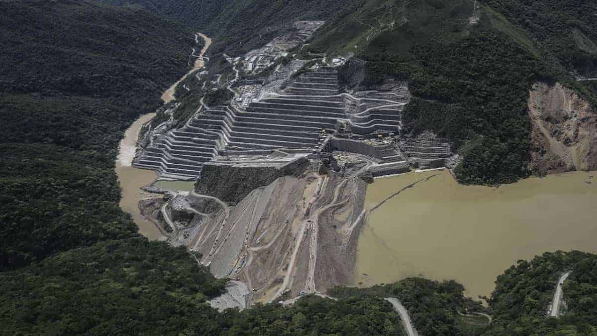 Subsidios para víctimas de daños por construcción de Hidroituango