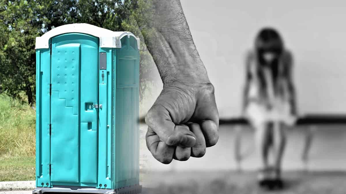 Abuso en Baño público