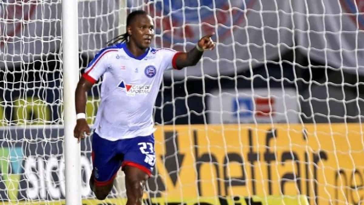 Hugo Ralla Hugo Rodallega confesó la condición para jugar en América de Cali ...