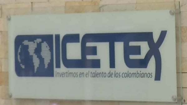 "Lo que tenemos son proyectos de vida frustrados": Alejandro Gaviria habla sobre la situación del Icetex