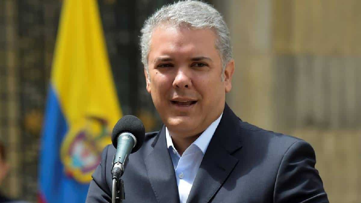 Presidente Duque votó por el Equipo por Colombia