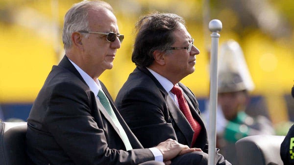 Ministro de Defensa confirmó al "menos un plan" para atentar contra la vida del presidente Petro Ministro de Defensa confirmó al "menos un plan" para atentar contra la vida del presidente Petro