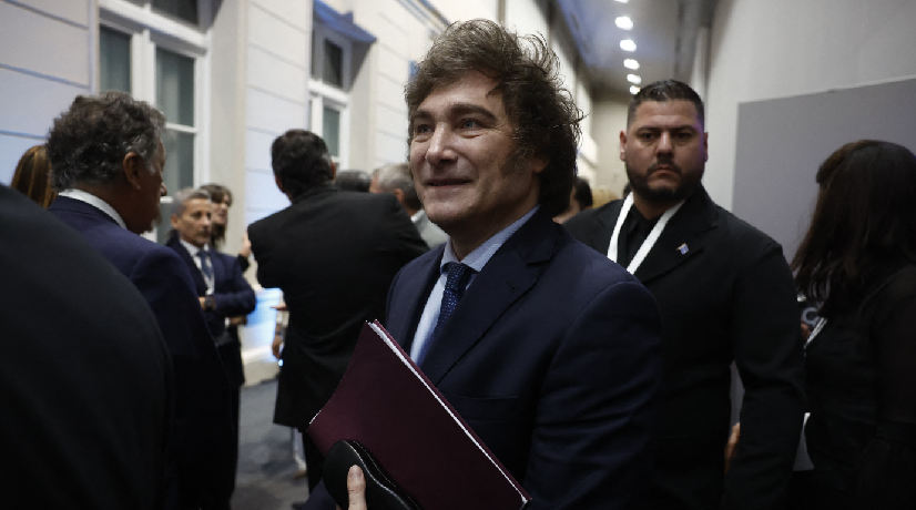 Javier Milei es denunciado penalmente en Argentina por una de sus contrincantes electorales.