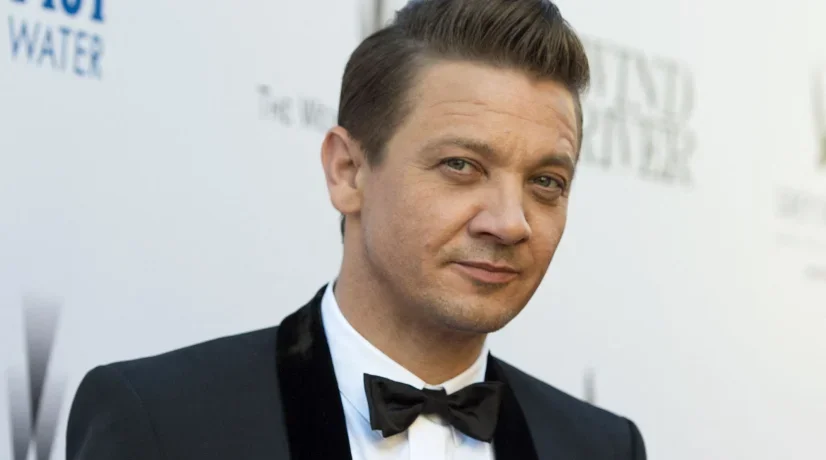 La primera foto del actor Jeremy Renner tras sufrir accidente con máquina de nieve