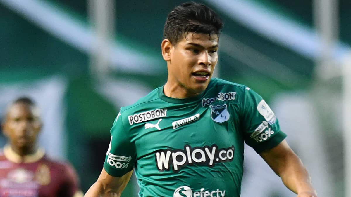 Jorge Arias cuestionó con todo el uso del VAR