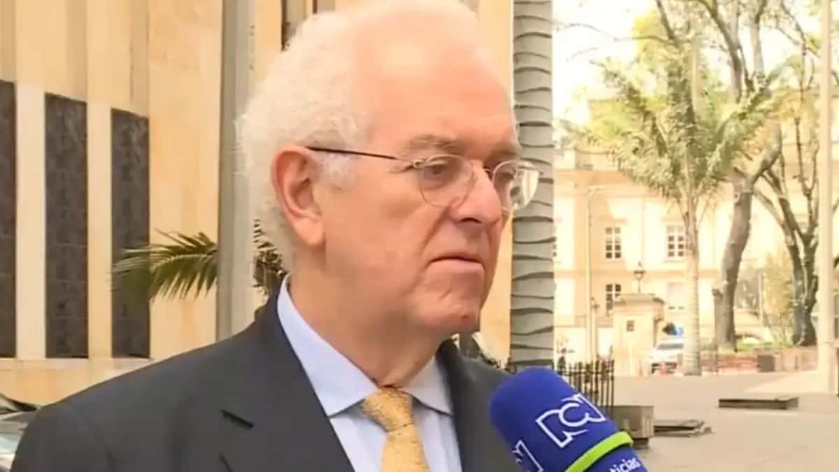 José Antonio Ocampo dijo que no renunciaría a su cargo