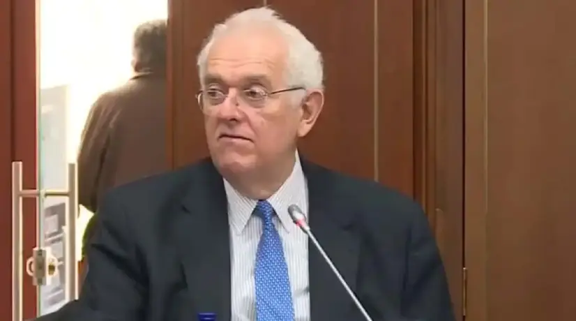 Función del presidente de Colpensiones es pagar pensiones, no entrometerse en inversión del Gobierno: Minhacienda