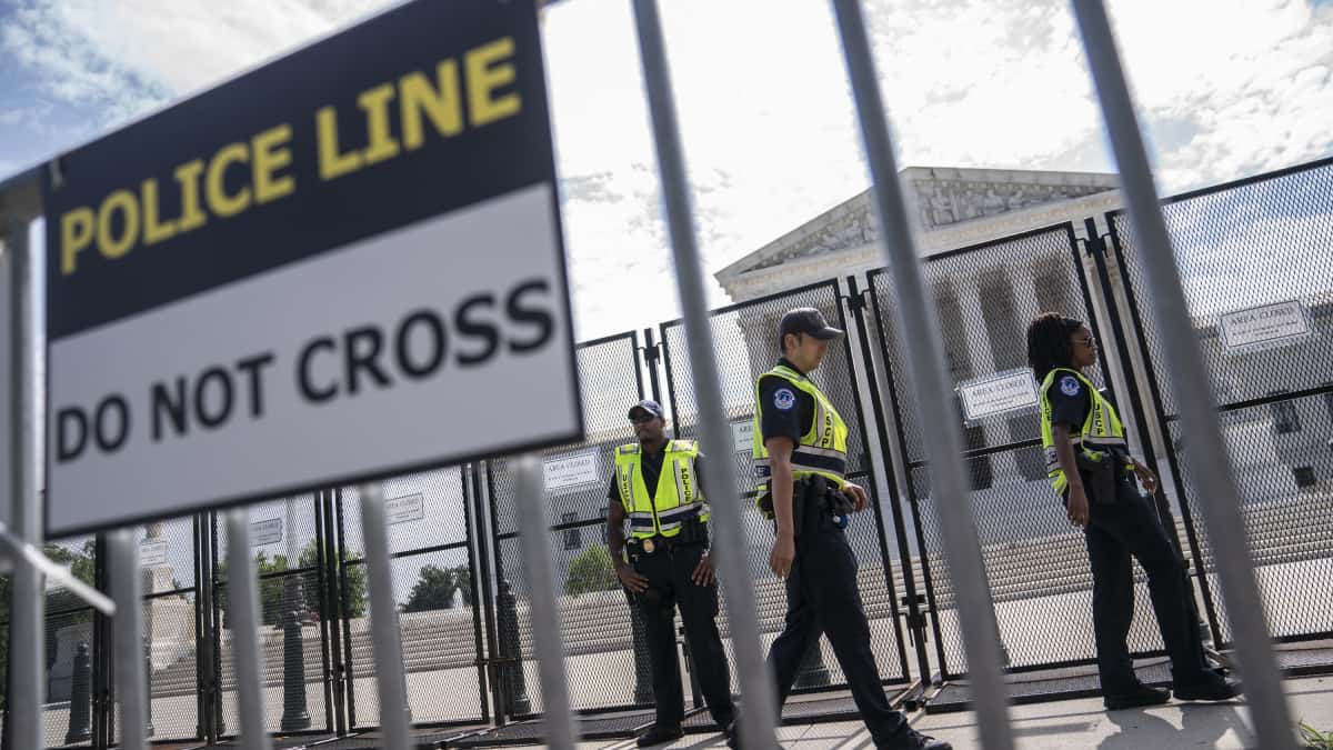 Joven intentó asesinar juez de la Corte Suprema EE. UU.