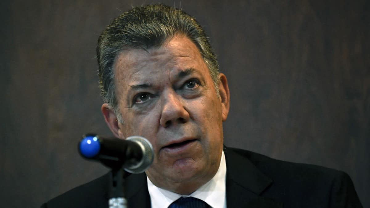 Juan Manuel Santos en la Comisión de la Verdad