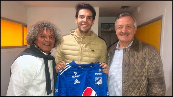 ¡Para el museo! Millonarios tuvo un detalle con el exjugador de la selección de Brasil, Kaká ¡Para el museo! Millonarios tuvo un detalle con el exjugador de la selección de Brasil, Kaká