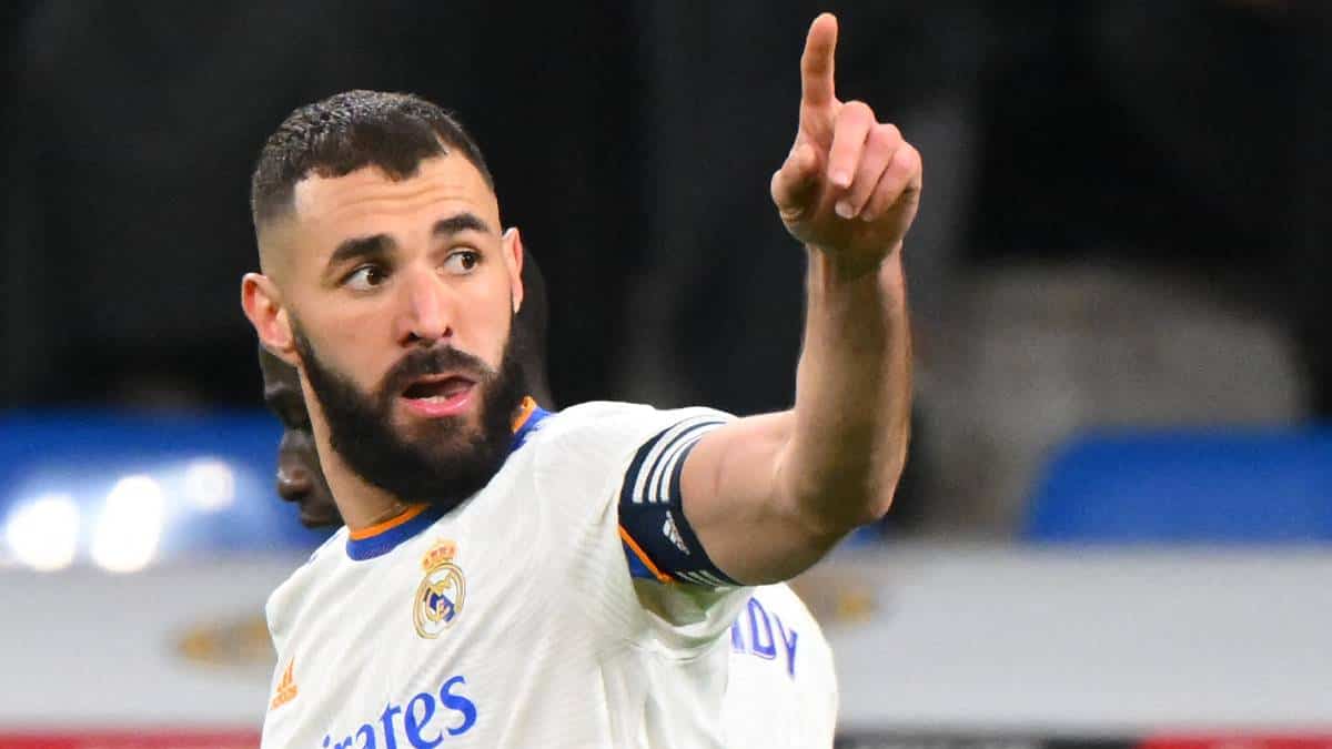 Karim Benzema supera la marca de los 300 goles con el Real Madrid