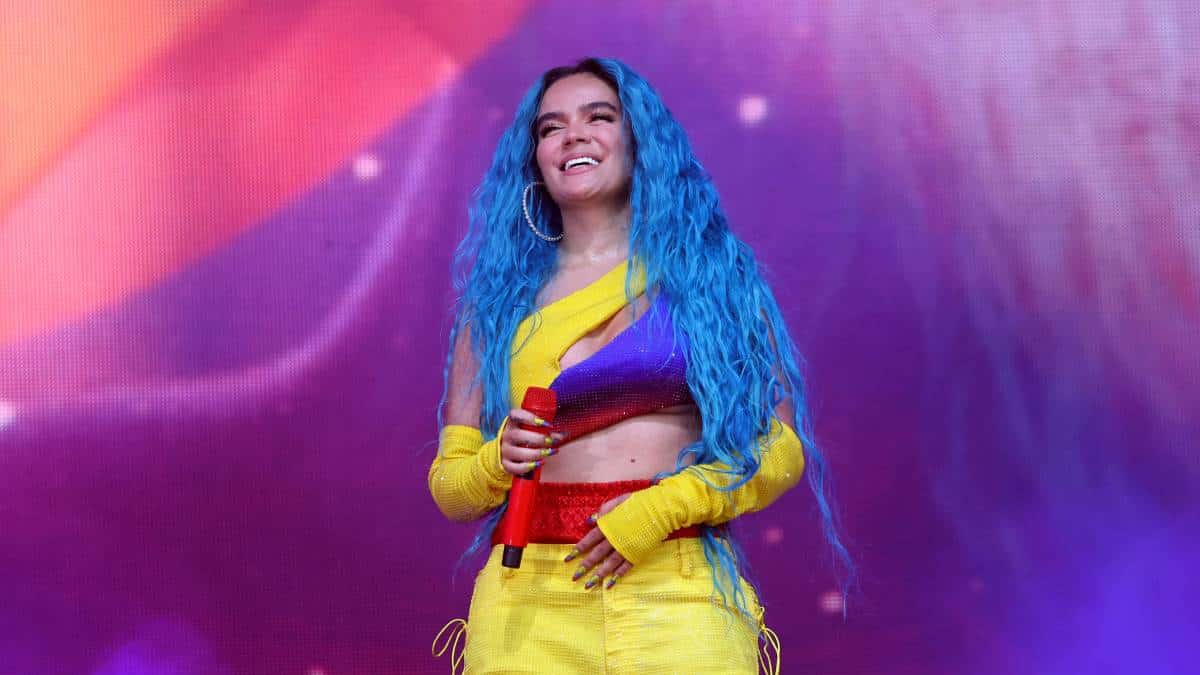 Karol G cantó con un colombiano en último día de Coachella