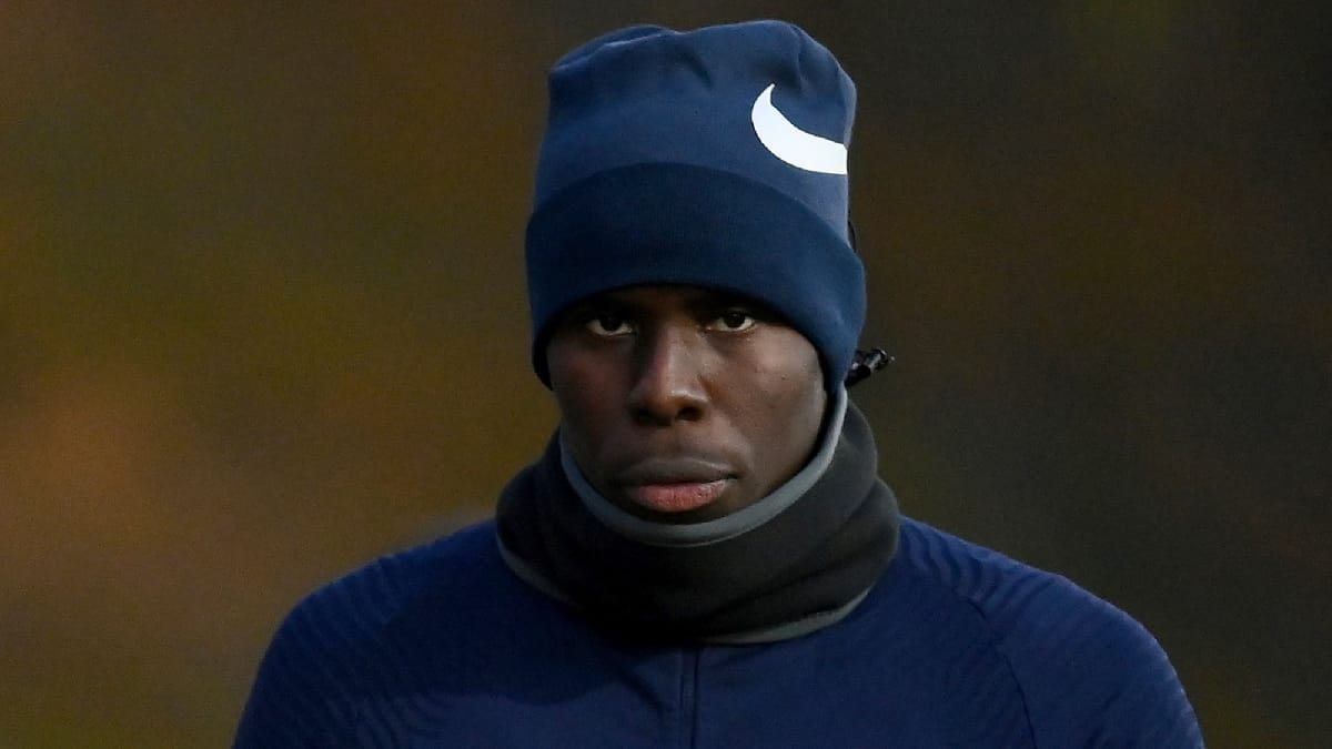 West Ham multó al futbolista Kurt Zouma por maltrato animal