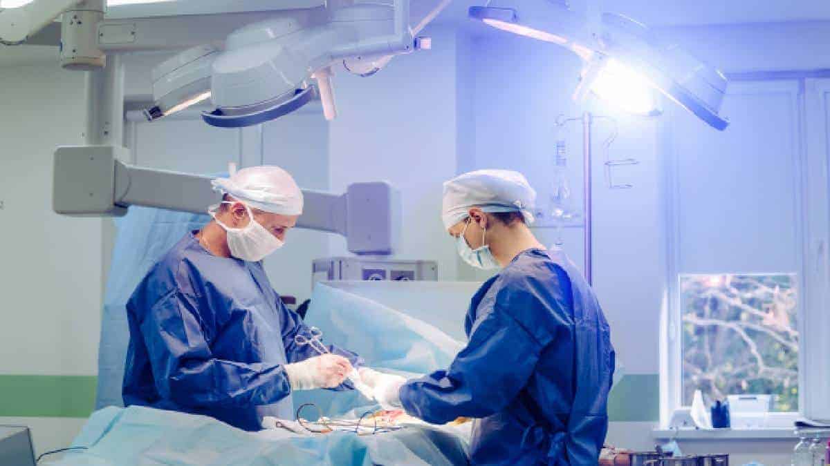 EEUU: a mujer le cobraron US$10 por llorar durante una operación.